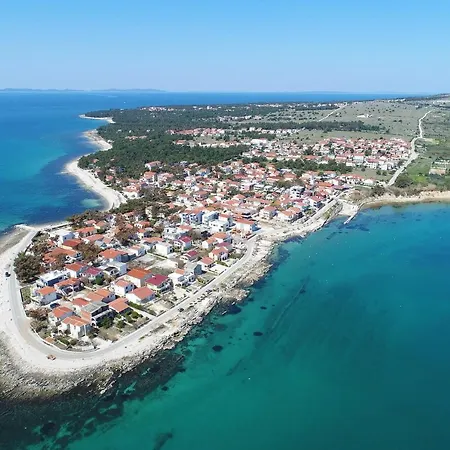 Nella